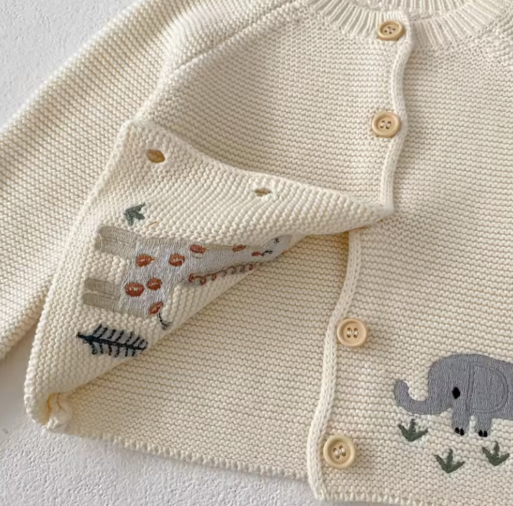 Kofta med Broderade Djur